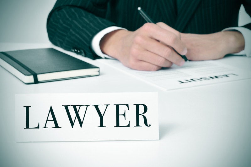 What Factors to Consider when Choosing a Personal Injury Lawyer